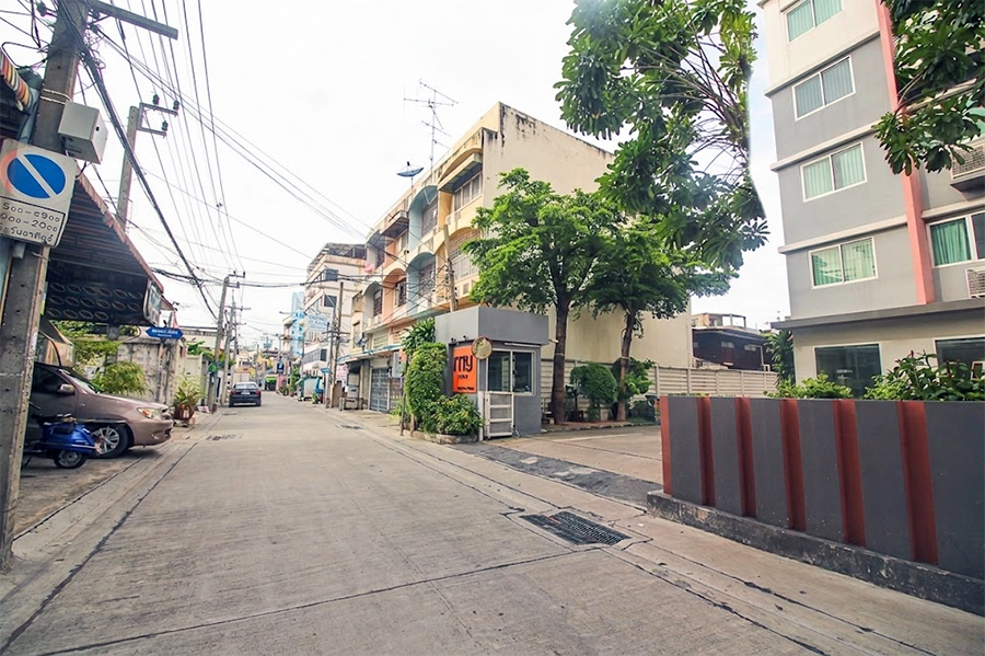 คอนโด ขาย คอนโดสาทรตากสินราคาถูก ห้องมุมสวย ซอยกรุงธนบุรี1 เขตคลองสาน แขวงคลองต้นไทร